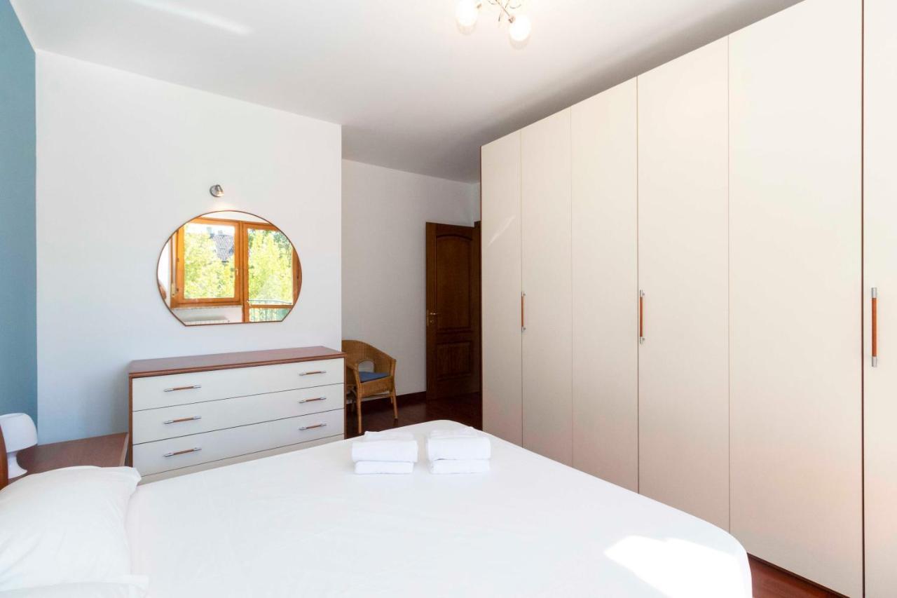 Апартаменти Cozy&Spacious Apt 2 Min Walk From The Tram Stop! Турин Екстер'єр фото